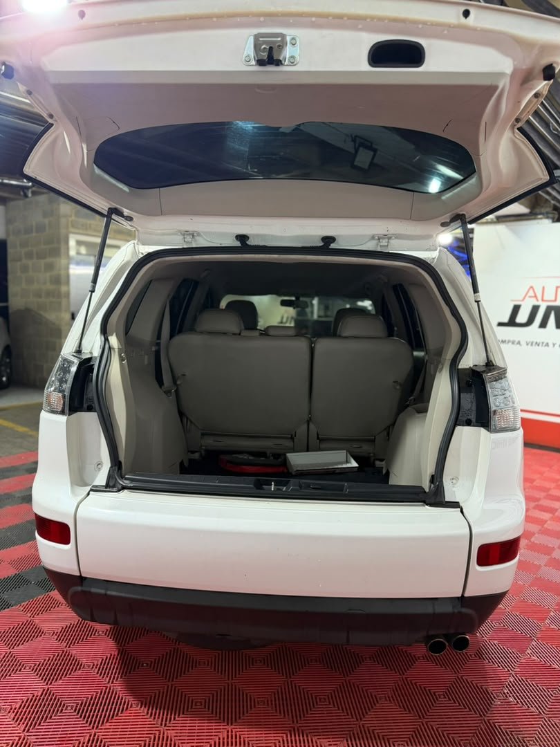MITSUBISHI OUTLANDER 2009 - Image 11