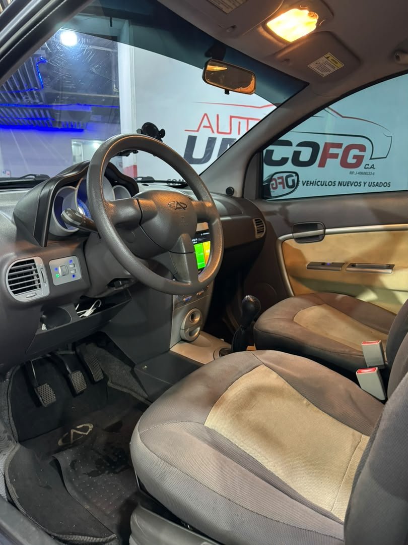 CHERY ARAUCA 2014 - Image 7