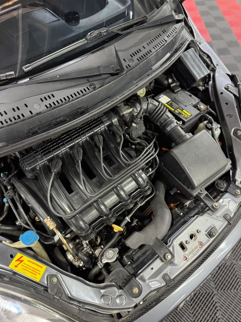 CHERY ARAUCA 2014 - Image 15