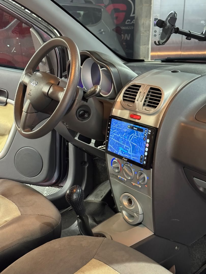 CHERY ARAUCA 2014 - Image 8