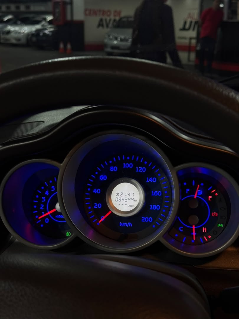 CHERY ARAUCA 2014 - Image 10