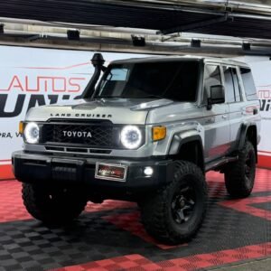 TOYOTA LAND CRUISER  2013